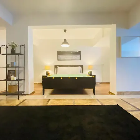 Flat W Backyard In Nisantasi *