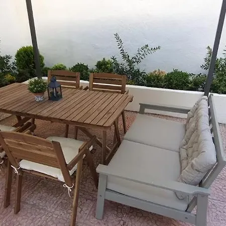 Apartment Flat W Backyard In Nisantasi *